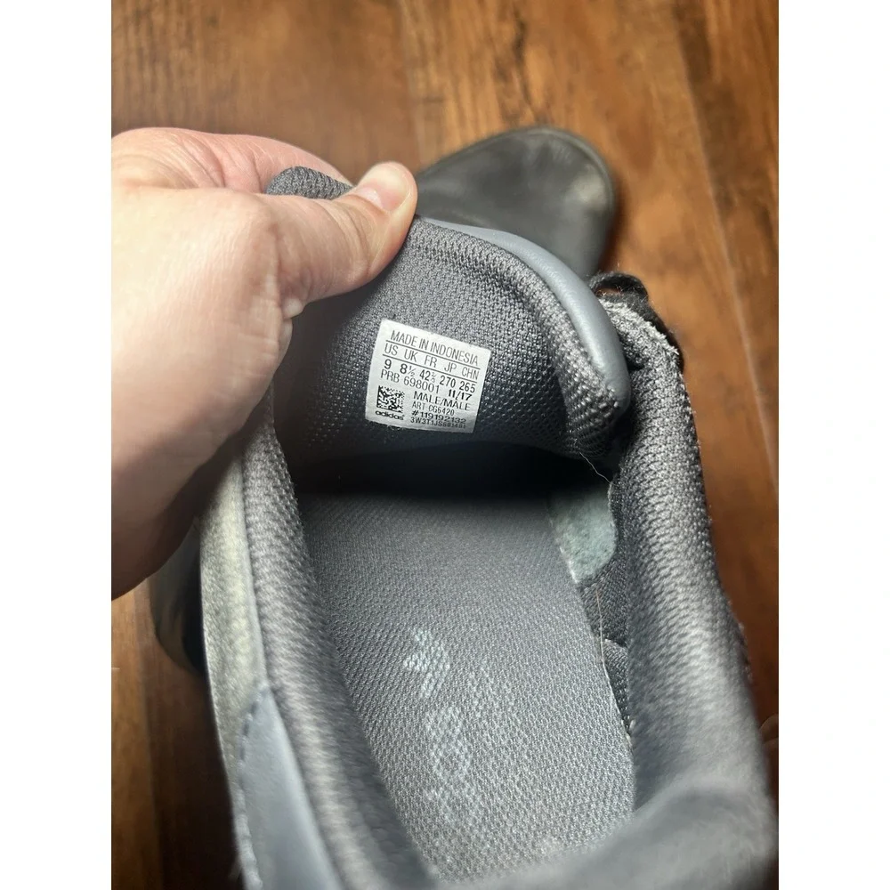 Size 9 - adidas‎ Yeezy Powerphase Calabasas Core Black